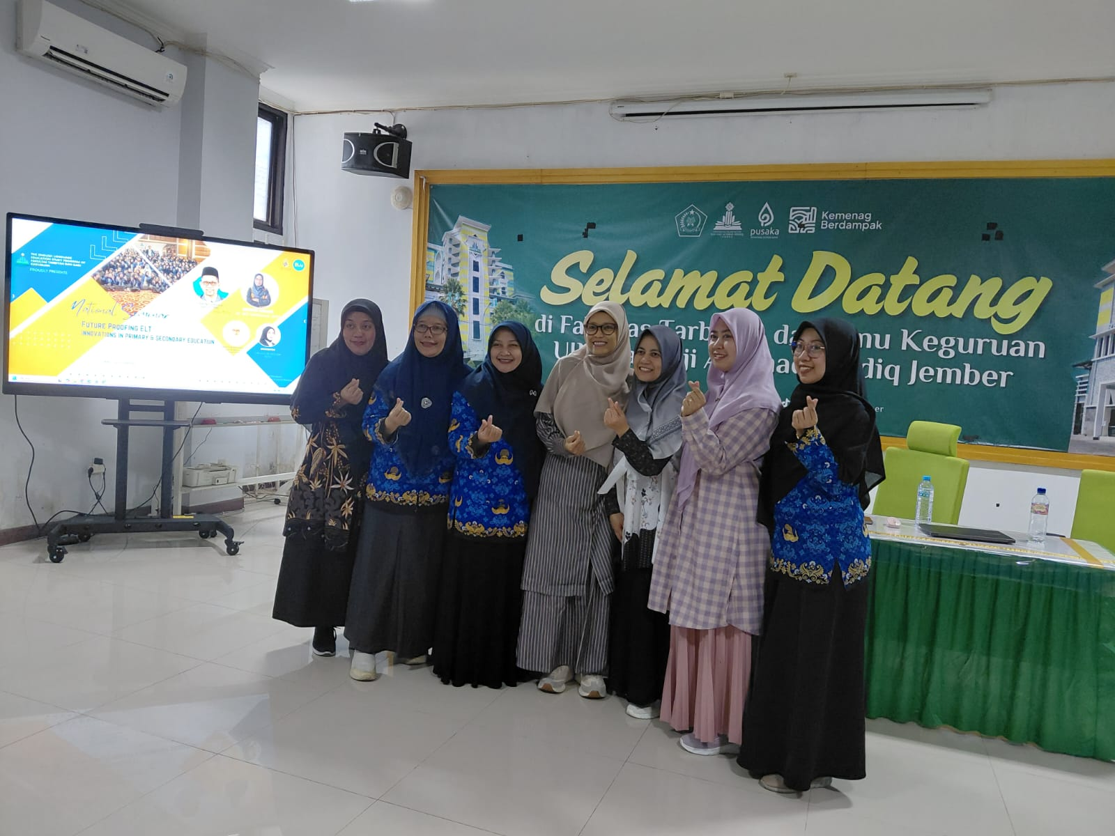 National Seminar 2026 Prodi TBI FTIK Hadirkan Inovasi ELT